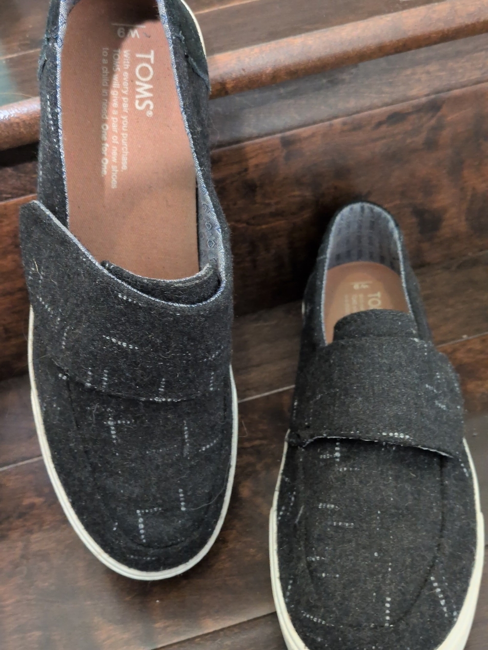 Toms Women’s Black Slip-On Canvas Loafers